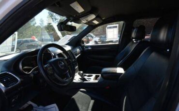 Jeep-Grand-cherokee-2017-white-10
