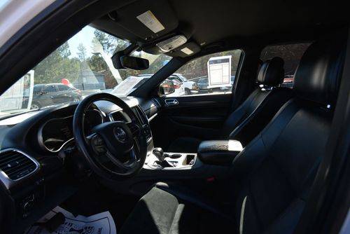 Jeep-Grand-cherokee-2017-white-10