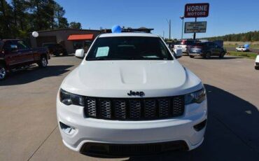 Jeep-Grand-cherokee-2017-white-3