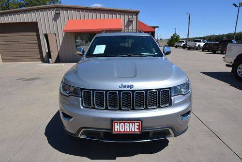 Jeep-Grand-cherokee-2018-silver-1
