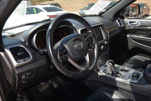 Jeep-Grand-cherokee-2018-silver-11