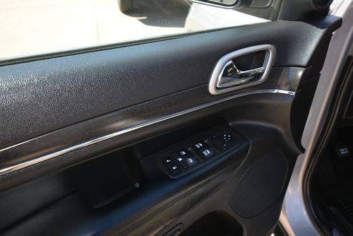 Jeep-Grand-cherokee-2018-silver-5