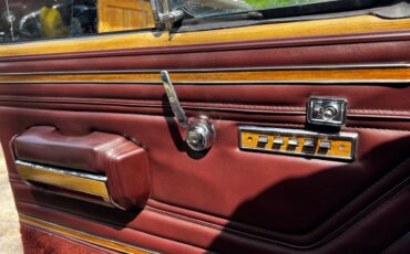 Jeep-Grand-wagoneer-1987-18