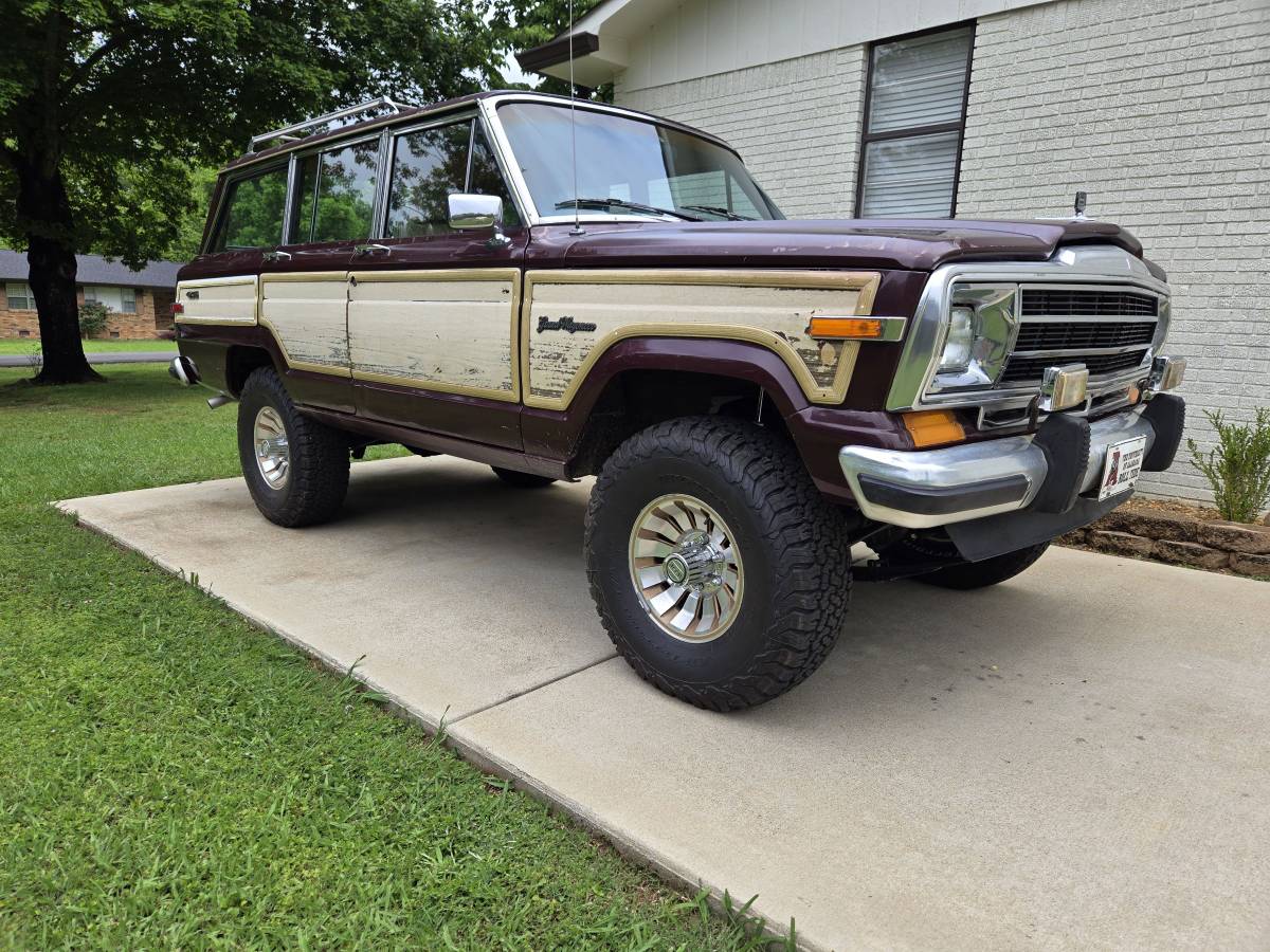 Jeep Grand wagoneer  1987