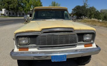 Jeep-J-10-4x4-1979-yellow-4