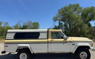 Jeep J-10 4x4  1979 yellow