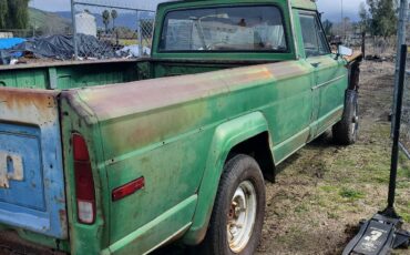 Jeep-J10-1973-3