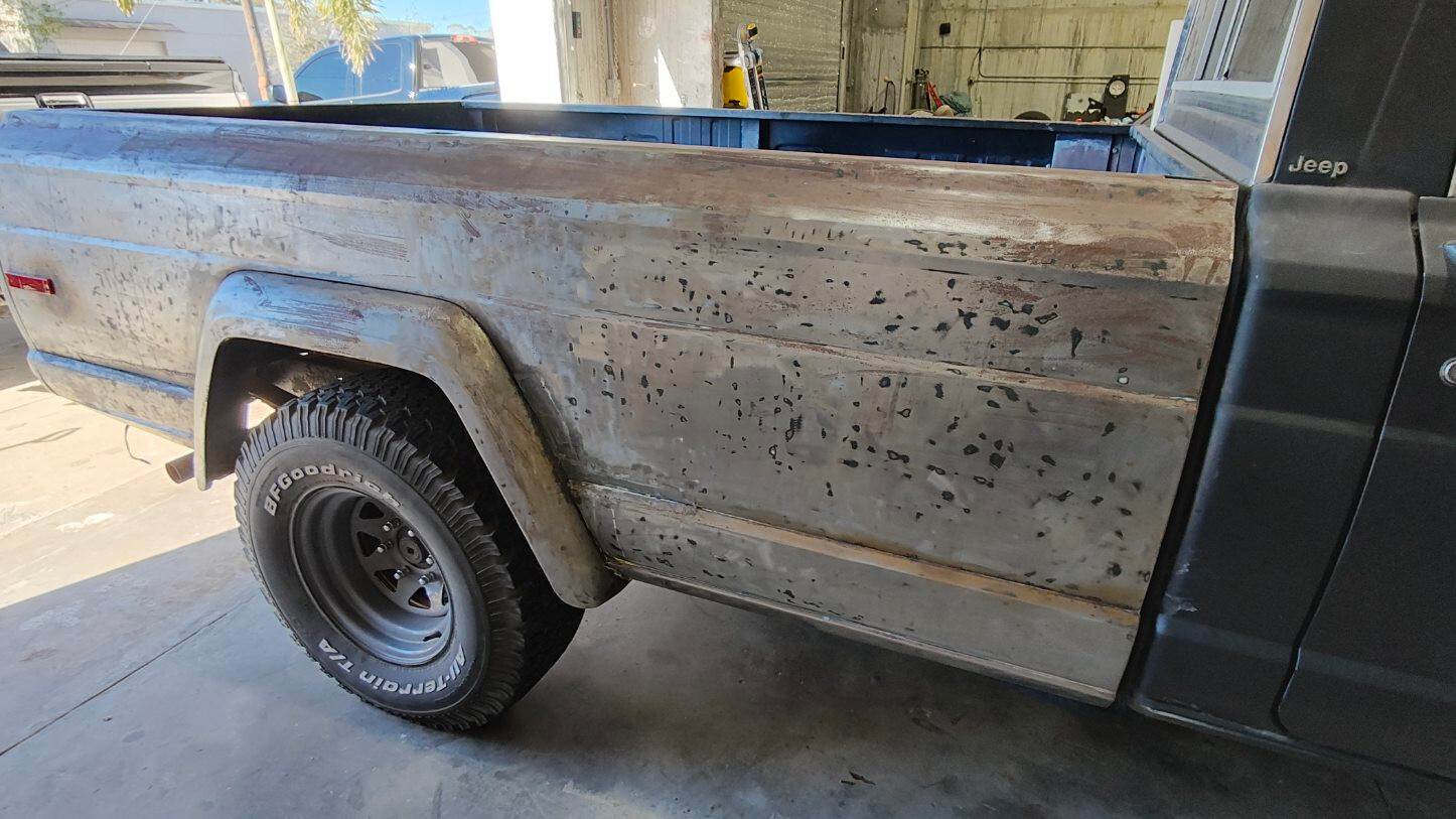 Jeep-J10-1983-Standard-Cab-Pickup-8