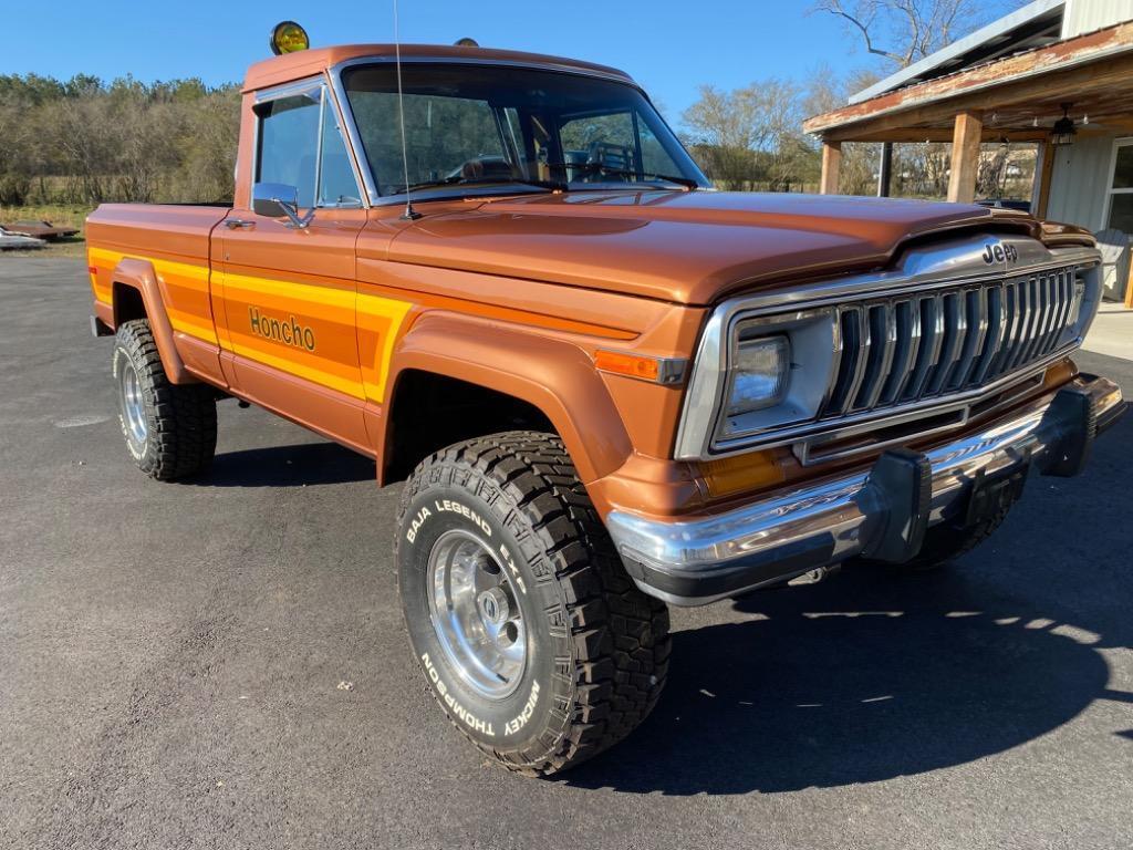 Jeep-J10-Truck-HONCHO-1981-1