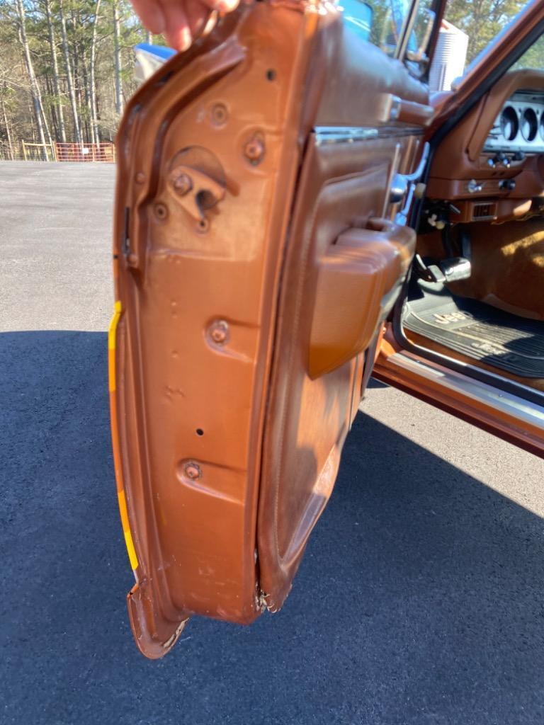 Jeep-J10-Truck-HONCHO-1981-16