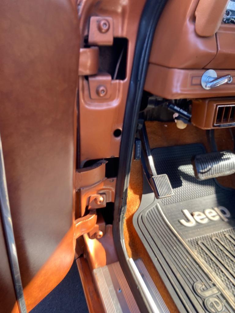 Jeep-J10-Truck-HONCHO-1981-18
