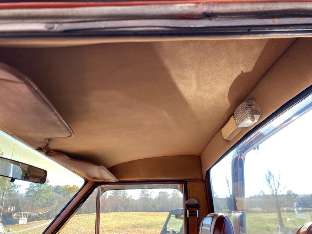 Jeep-J10-Truck-HONCHO-1981-21