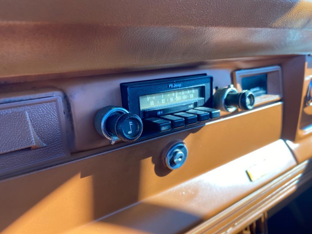 Jeep-J10-Truck-HONCHO-1981-30