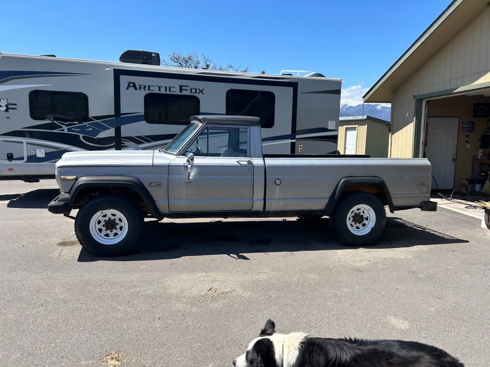 Jeep-J20-1974-Pickup-1