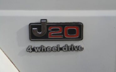 Jeep-J20-1979-custom-5