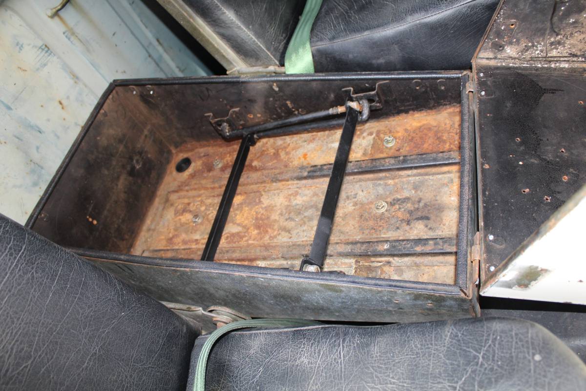 Jeep-M715-1967-green-2