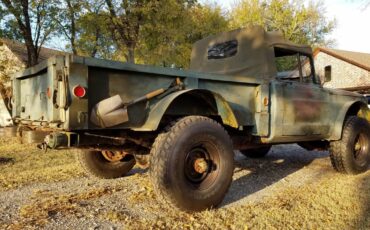 Jeep-M715-1967-green