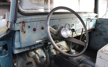 Jeep-M715-1967-green-4