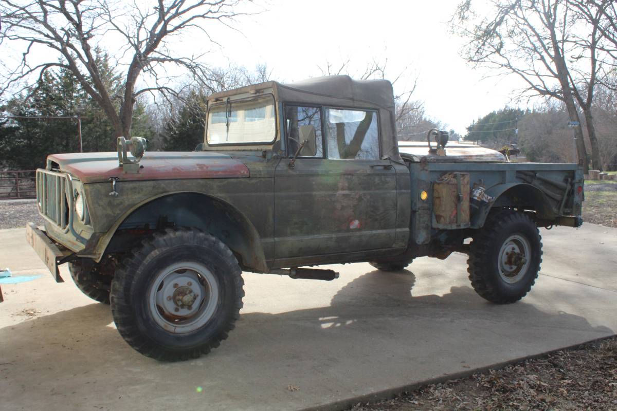 Jeep-M715-1967-green-6