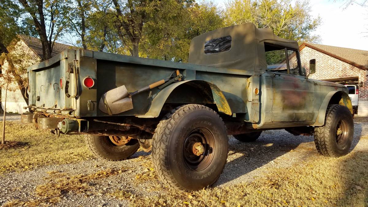 Jeep-M715-1967-green