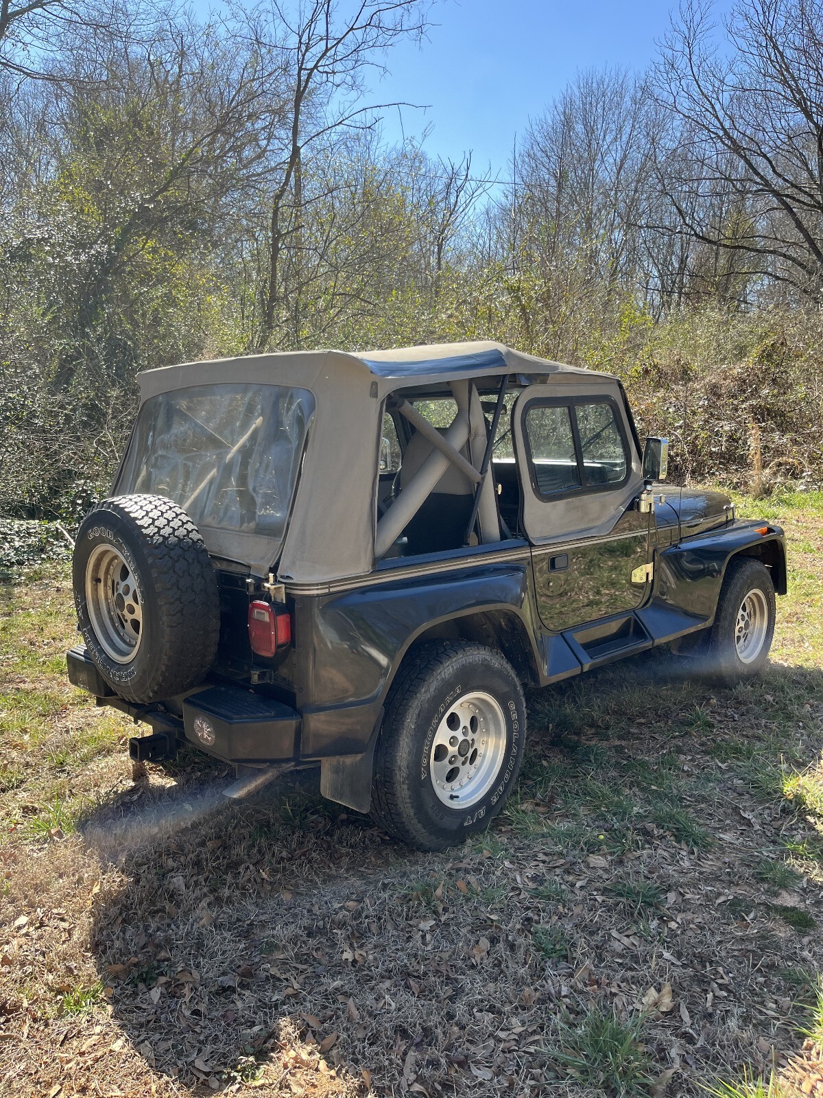 Jeep-Renegade-1991-SUV-1