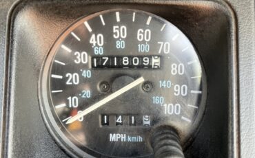 Jeep-Renegade-1991-SUV-7