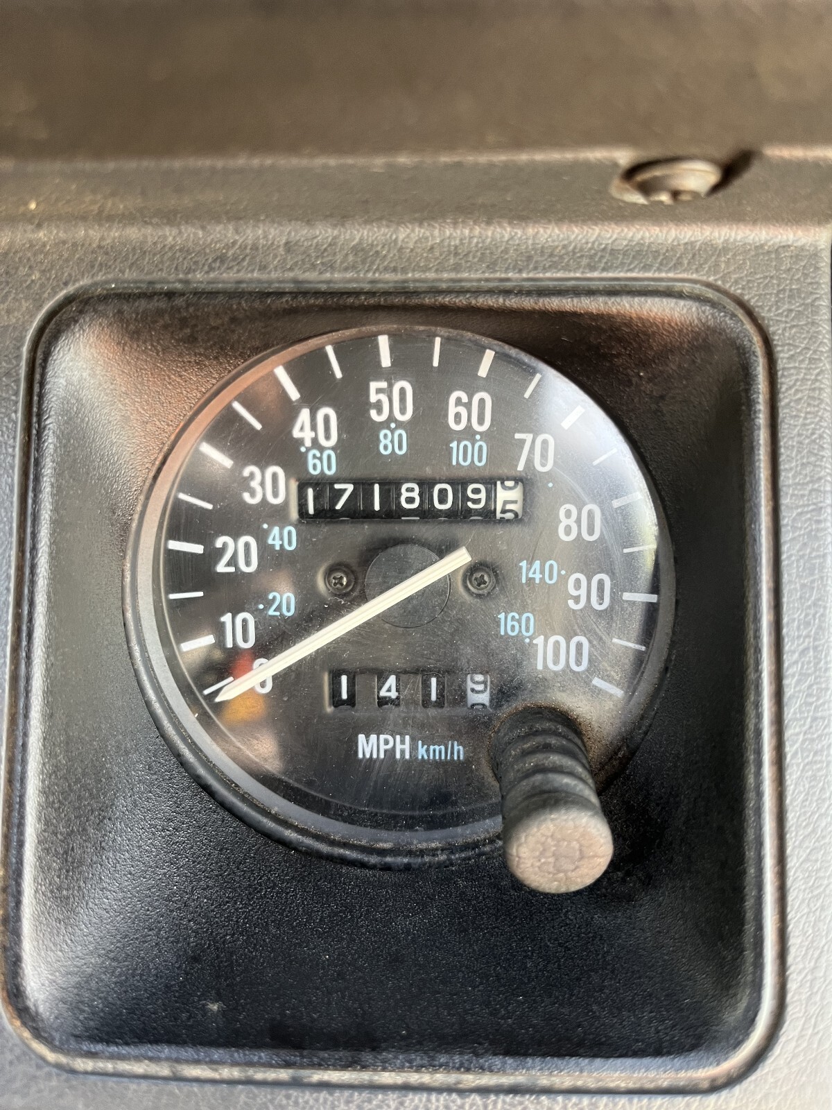 Jeep-Renegade-1991-SUV-7