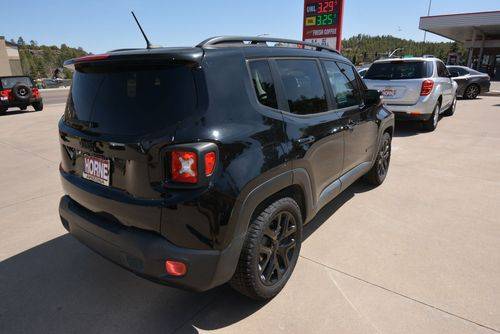 Jeep-Renegade-2017-black-4