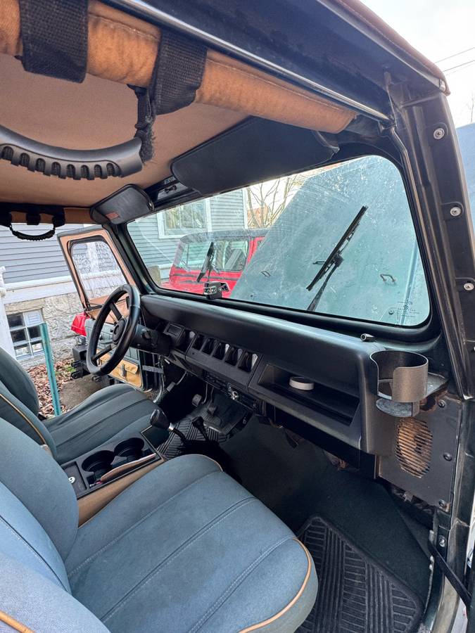 Jeep-Sahara-1994-green-7