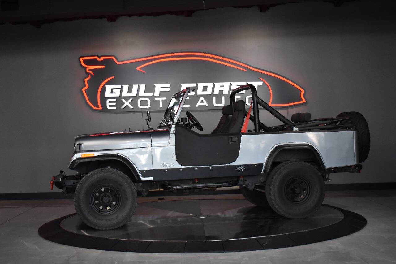 Jeep-Scrambler-1982-SUV-16