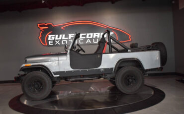 Jeep-Scrambler-1982-SUV-38
