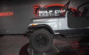 Jeep-Scrambler-1982-SUV-39