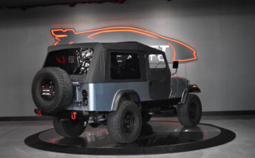 Jeep-Scrambler-1982-SUV-5