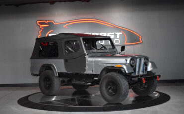 Jeep-Scrambler-1982-SUV-7