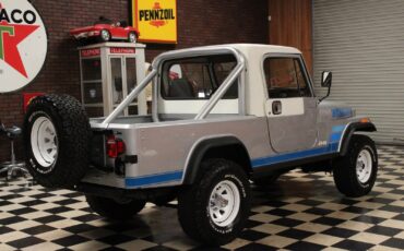 Jeep-Scrambler-1984-4