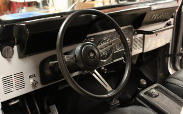 Jeep-Scrambler-1984-9