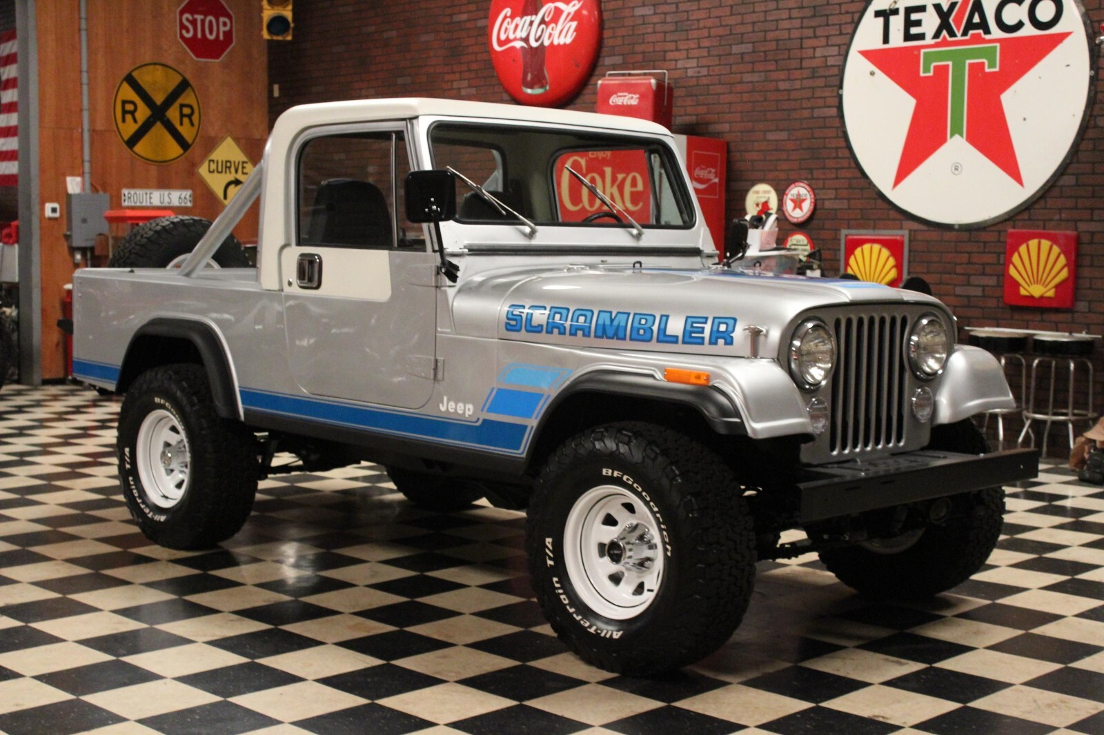 Jeep-Scrambler-1984