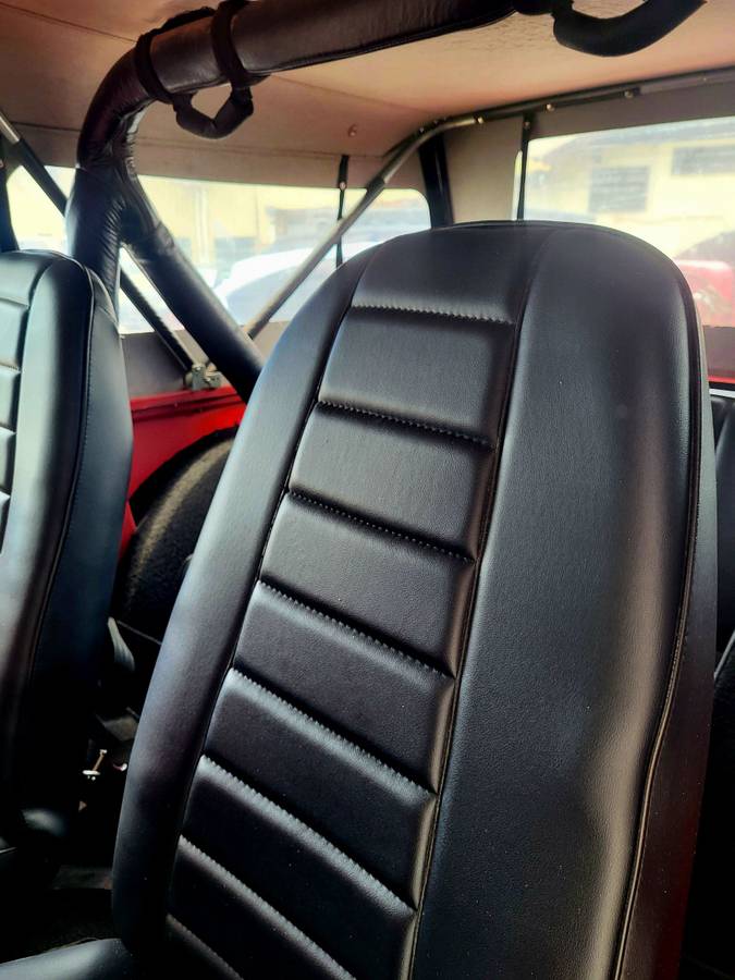Jeep-Ster-commando-4wd-1969-red-16