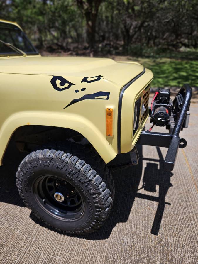 Jeep-Ster-commando-4wd-1973-yellow-17