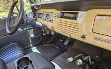 Jeep-Ster-commando-4wd-1973-yellow-19