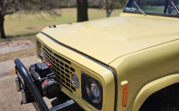 Jeep-Ster-commando-4wd-1973-yellow-9