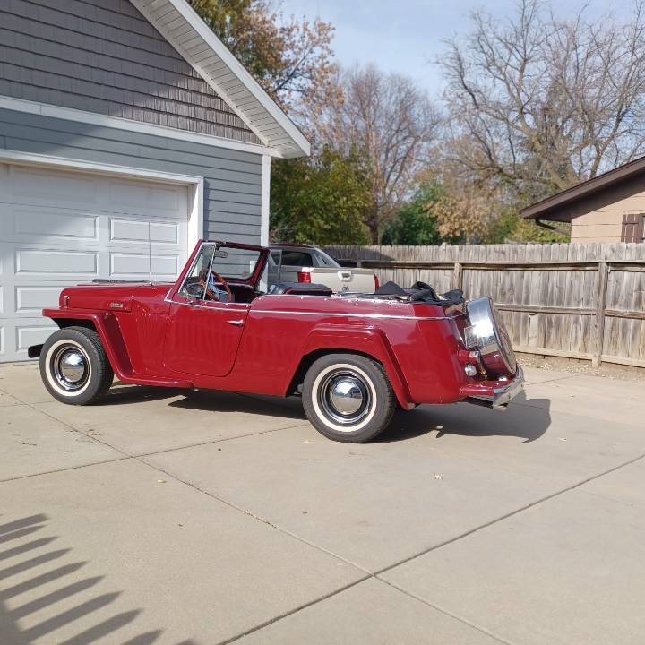 Jeep-Ster-restomod-1949-red-1