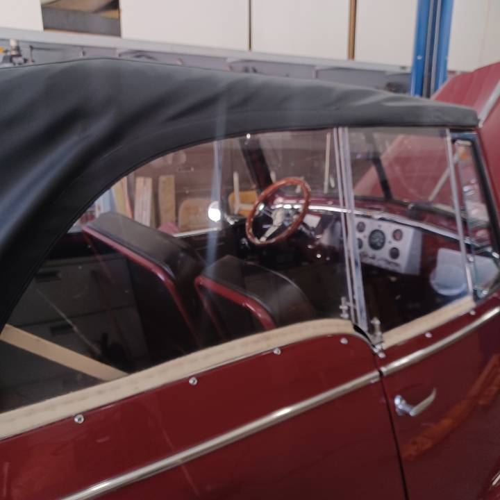 Jeep-Ster-restomod-1949-red-10