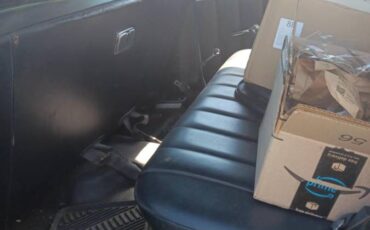 Jeep-Waggoneer-1979-custom-4