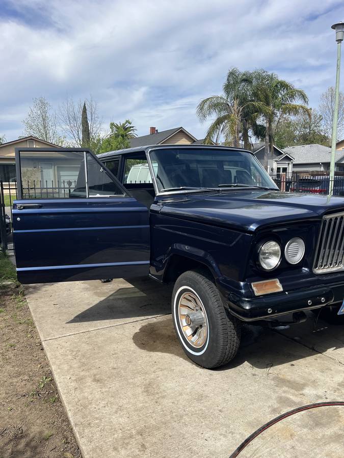 Jeep-Wagoneer-1954-blue-1