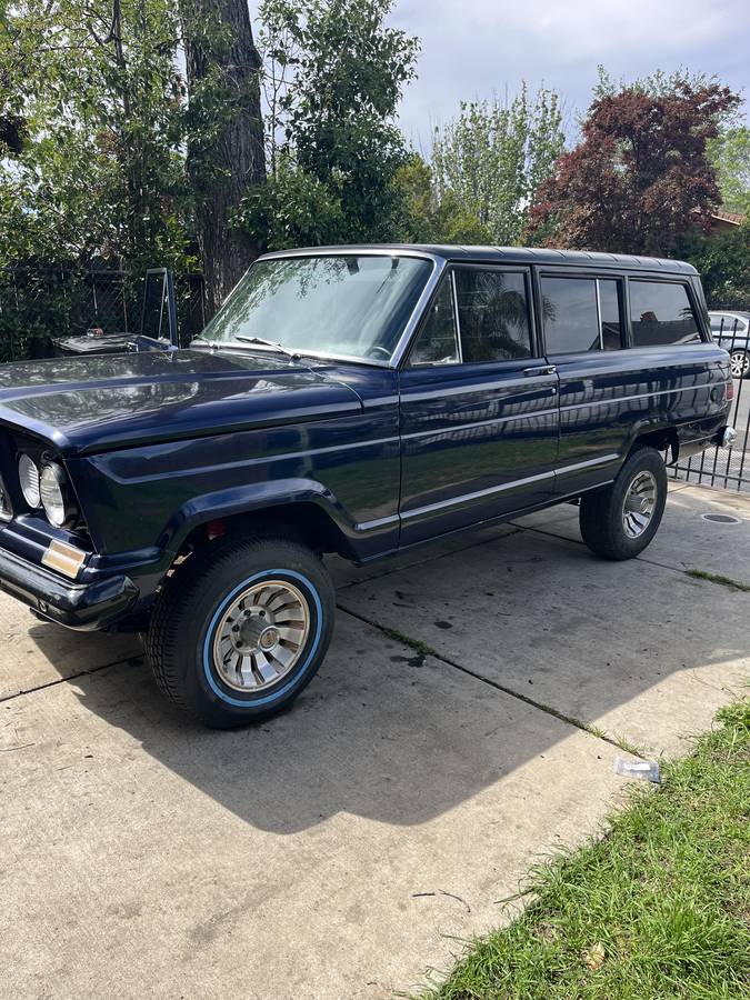 Jeep-Wagoneer-1954-blue