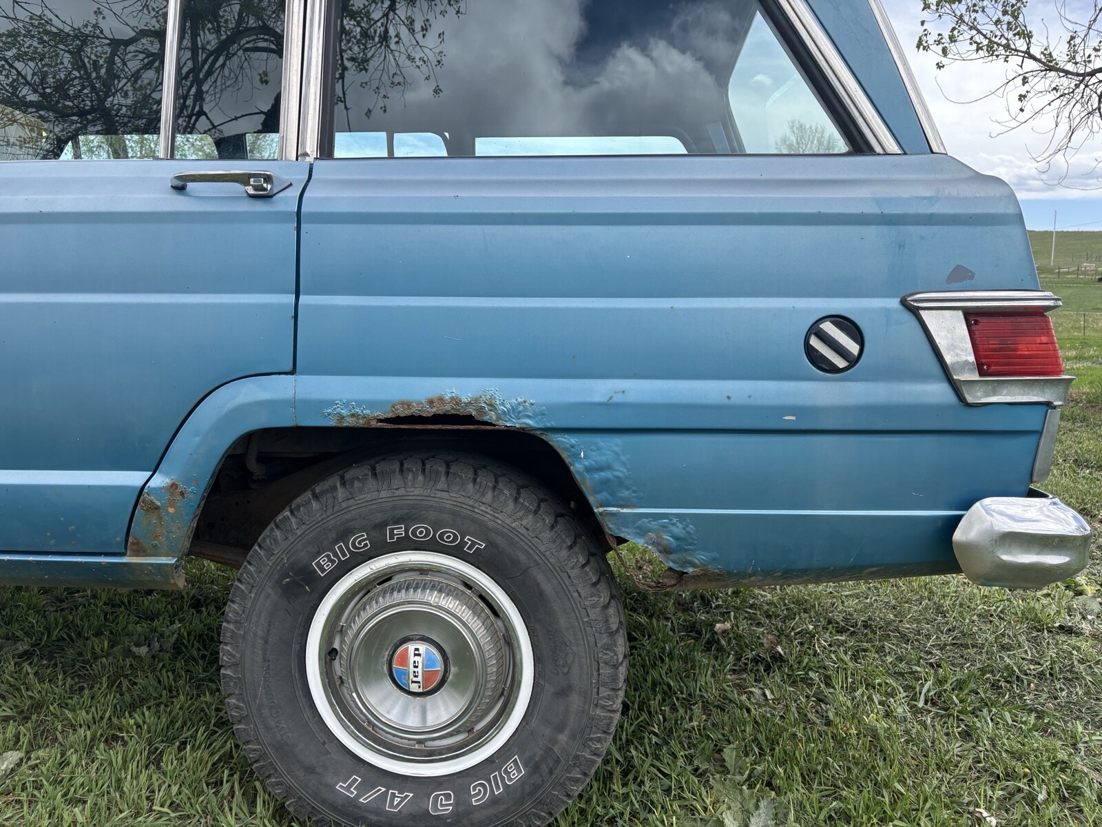 Jeep-Wagoneer-1971-Wagon-12