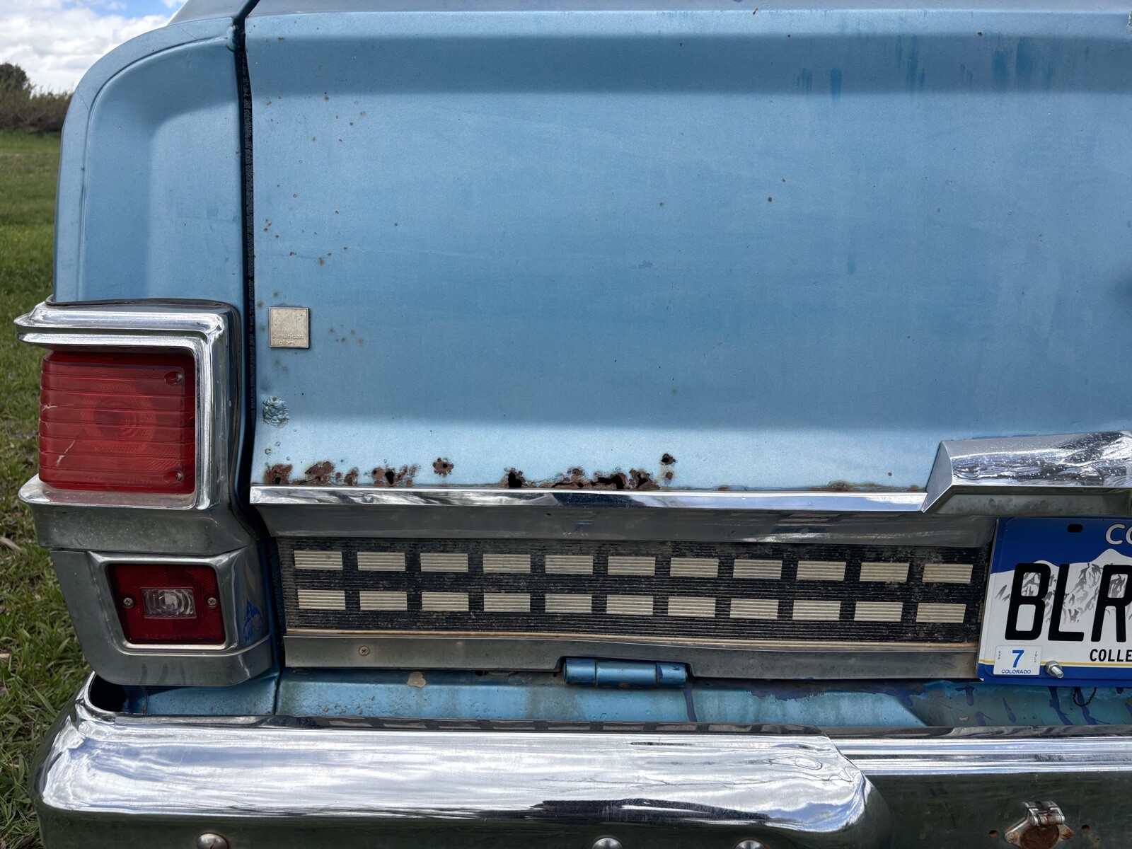 Jeep-Wagoneer-1971-Wagon-13