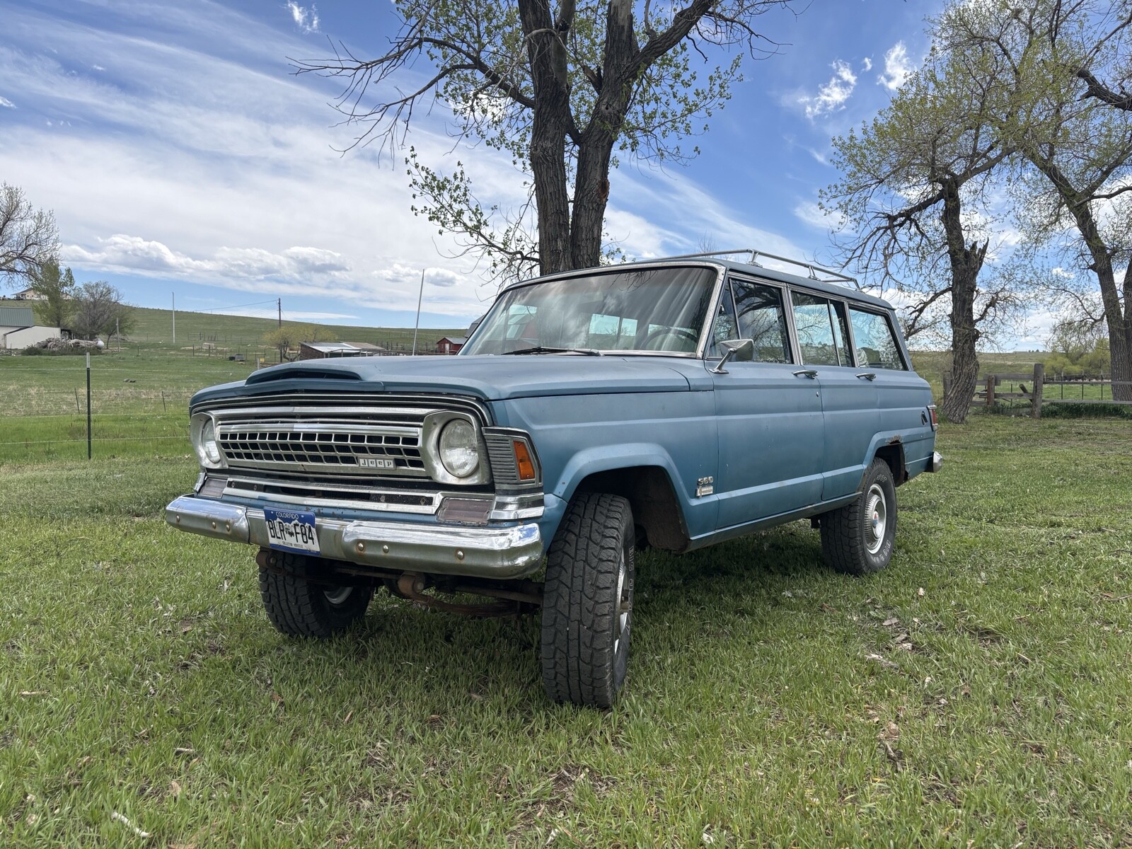 Jeep-Wagoneer-1971-Wagon-15