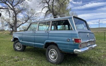 Jeep-Wagoneer-1971-Wagon-17